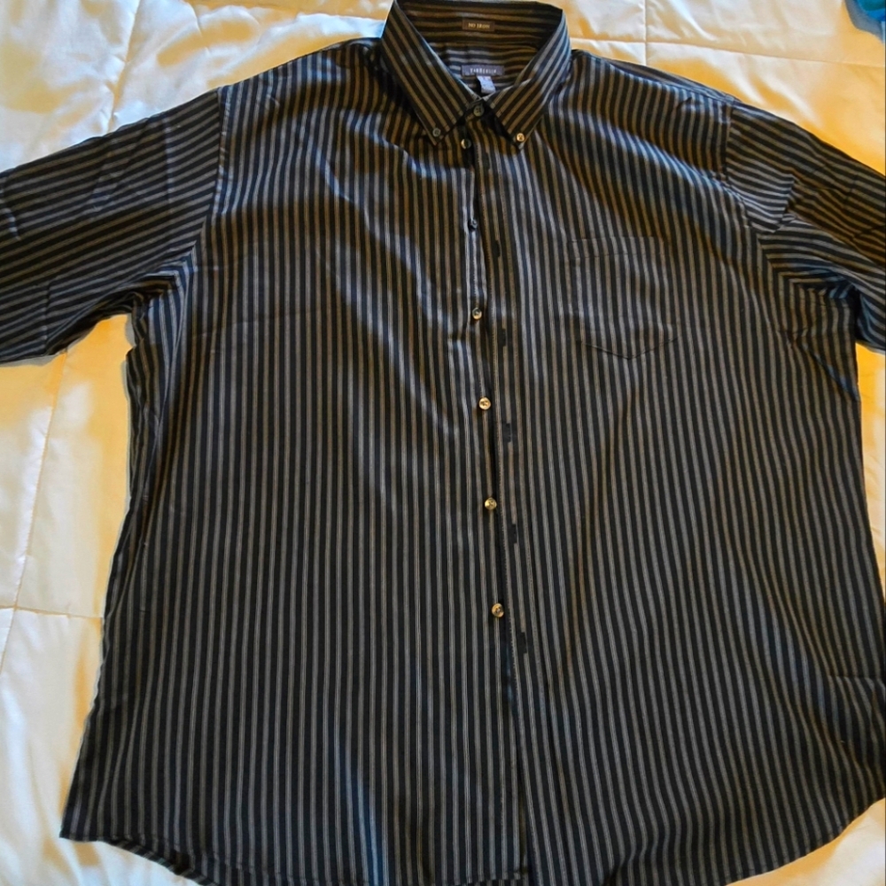 Men's Van Huesan Dress Shirt